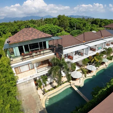 De Padma Gili Air Hotel Exterior photo
