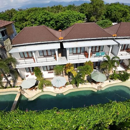 De Padma Gili Air Hotel Exterior photo