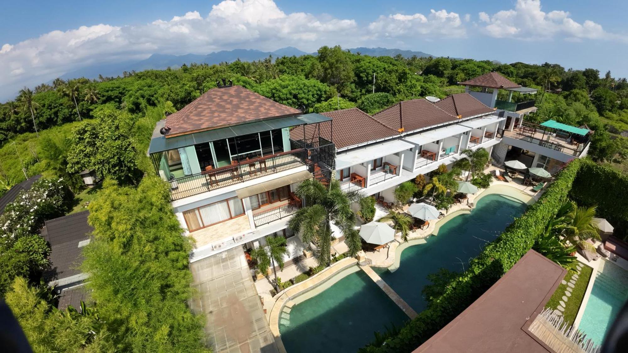 De Padma Gili Air Hotel Exterior photo