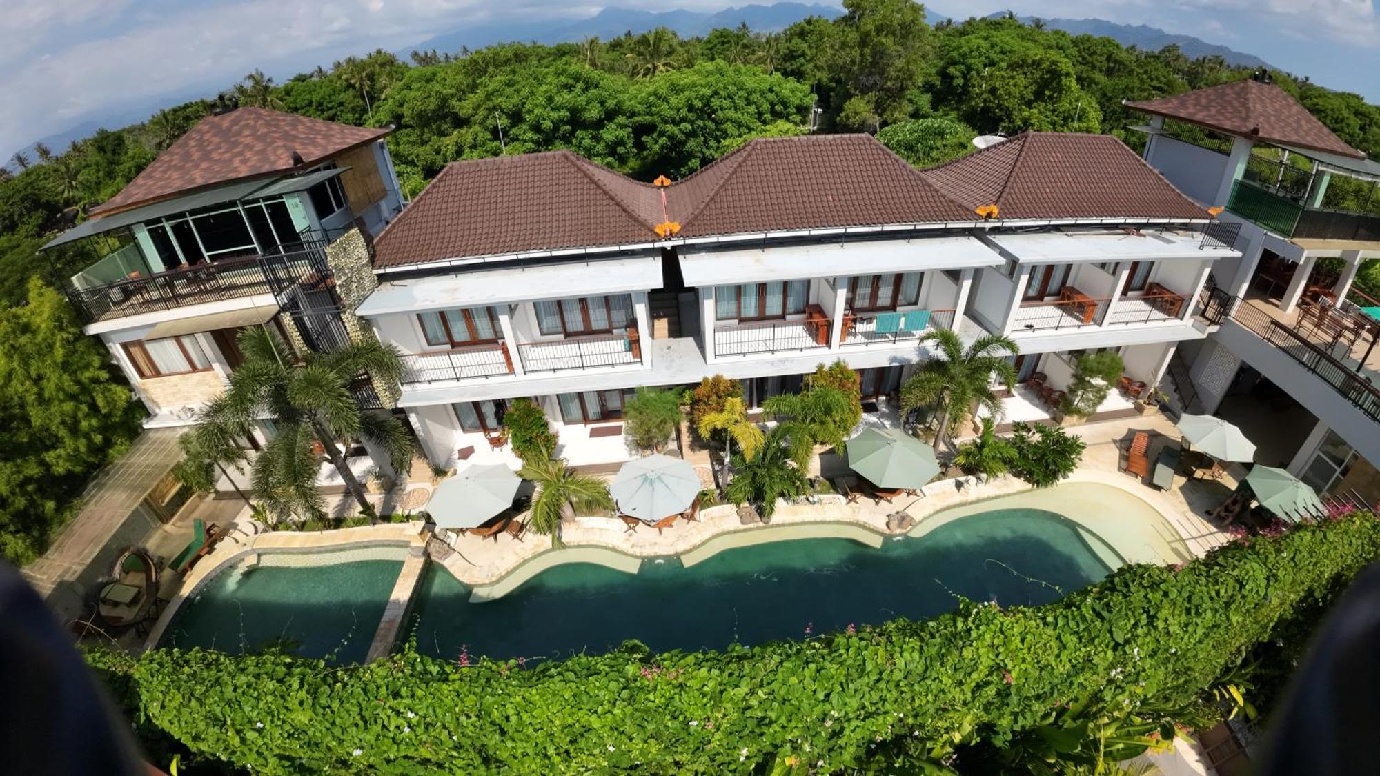 De Padma Gili Air Hotel Exterior photo
